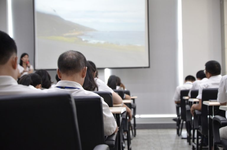 Why Learn Device Cosmetic Musolmani? Here’s How Our Training Can Benefit You